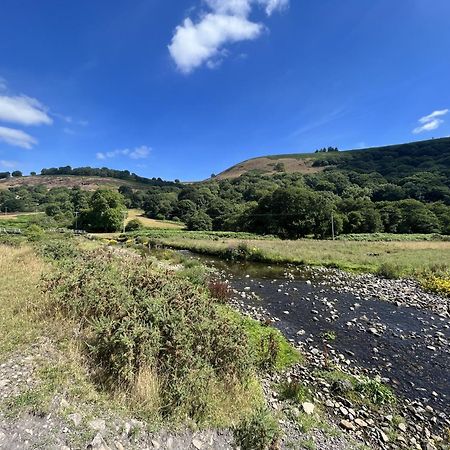 Attenborough Cottage - 2 Bedroom Cottage Tredegar Rom bilde